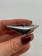 Z653 Prachtige zilveren TEKA broche, Met kristal, 4 tot 7 cm, Ophalen of Verzenden, X