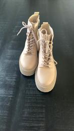 Nieuwe Leren crème boots met veters en rits van Costes, Kleding | Dames, Schoenen, Ophalen, Nieuw, Overige kleuren