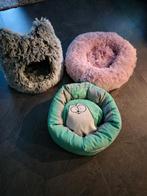 Kattenmanden,€15 voor alle 3 de manden, Dieren en Toebehoren, Kattenmanden, Ophalen, Zo goed als nieuw, Pluche