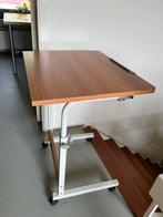 Verstelbaar bureau, Huis en Inrichting, Bureaus, Met wielen, Zo goed als nieuw, Ophalen, Bureau