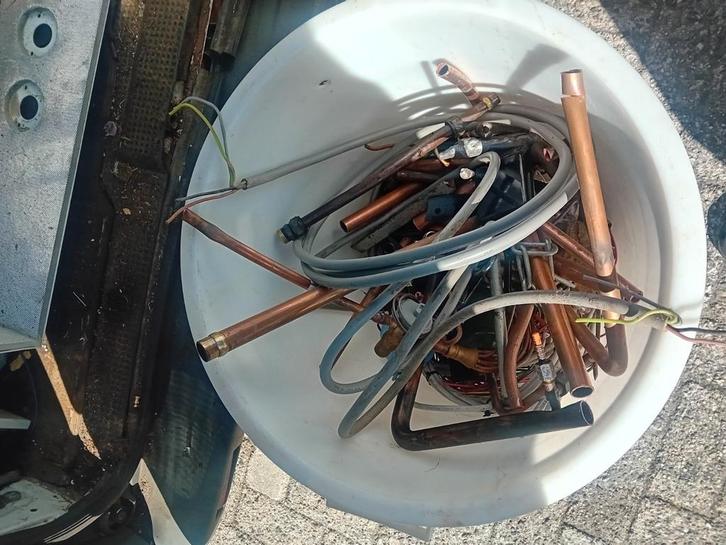 gezocht gratis oude metalen in en omgeving apeldoorn, Antiek en Kunst, Antiek | Koper en Brons, Ophalen