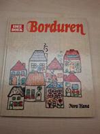 Borduren Nora Hana. Uit 1975, Ophalen of Verzenden, Zo goed als nieuw