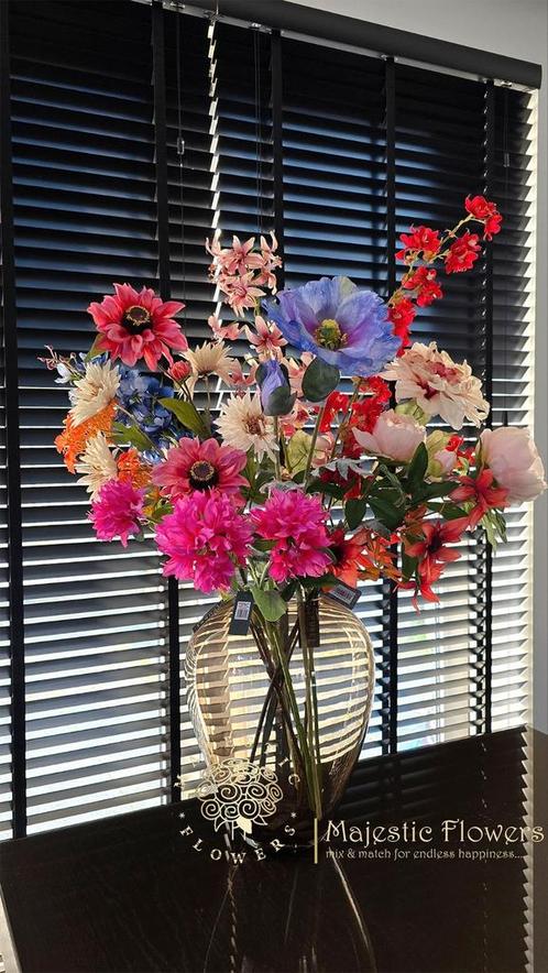Nieuw zijdenbloemen boeket, Huis en Inrichting, Woonaccessoires | Kunstplanten en Kunstbloemen, Nieuw, Ophalen of Verzenden