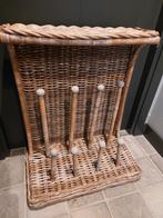 Mooi landelijk rotan laarzenrek zgan, Huis en Inrichting, Ophalen, Zo goed als nieuw