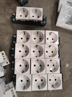 Legrand  wandcontactdozen mosaic, Doe-het-zelf en Verbouw, Elektra en Kabels, Ophalen of Verzenden, Zo goed als nieuw, Stopcontact