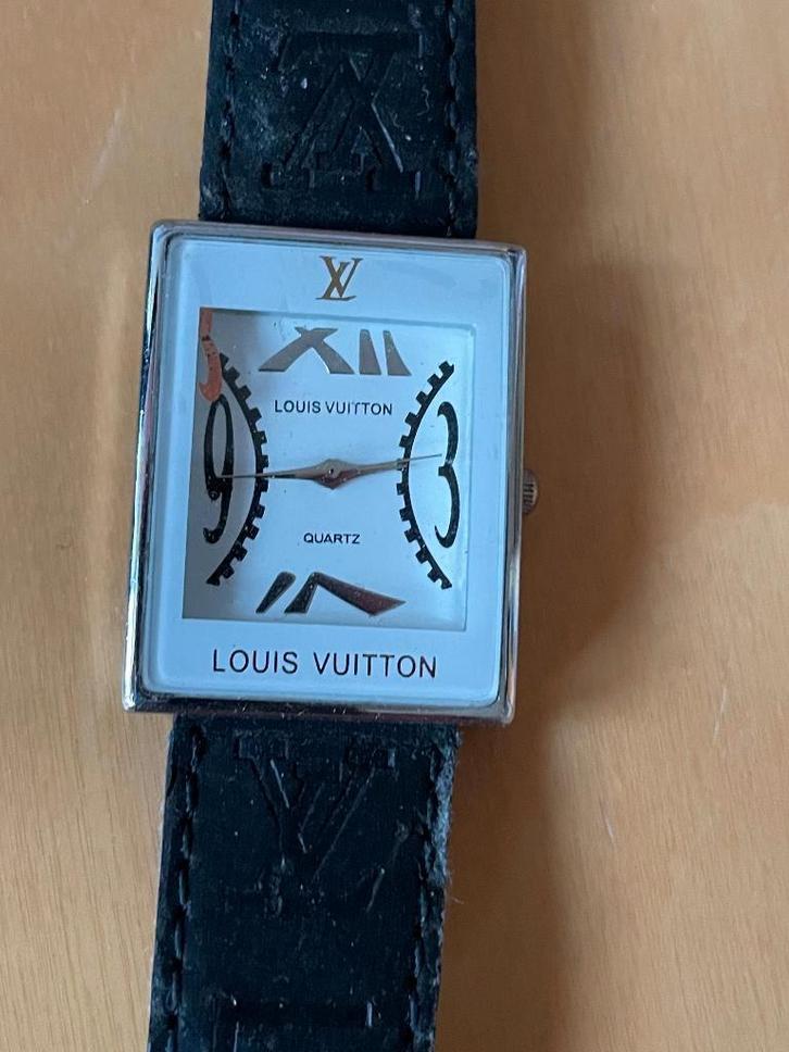 Louis Vuitton horloge, Sieraden, Tassen en Uiterlijk, Horloges | Dames, Gebruikt, Polshorloge, Overige merken, Staal, Leer, Ophalen