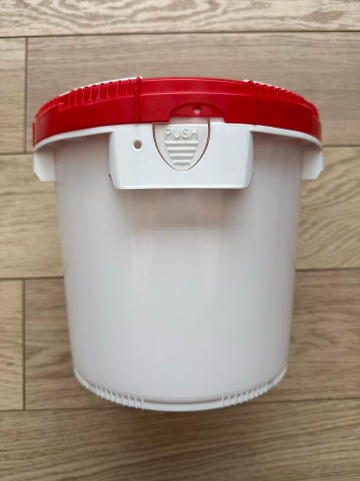 Curtec Voertonnen 6 Liter - Met Luchtdichte Deksel, Huis en Inrichting, Emmers, Gebruikt, Kunststof, Met deksel, Ophalen of Verzenden