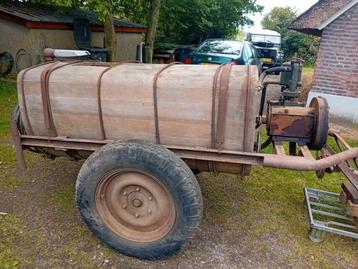 Fricke gifspuit uit 1952 beschikbaar voor biedingen
