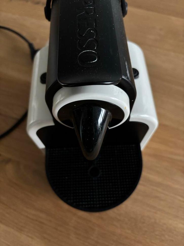 Nespresso Koffiemachine - Perfecte Espresso!, Witgoed en Apparatuur, Koffiezetapparaten, Gebruikt, Koffiepads en cups, Espresso apparaat