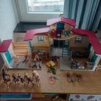 Schleich paardenstal met paarden en accessoires, Ophalen of Verzenden, Zo goed als nieuw, Overige typen