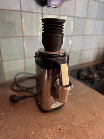 ECM Casa 54 koffiemolen met Ditting steels beschikbaar voor biedingen