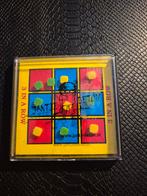 3 in a row, Ophalen of Verzenden, Zo goed als nieuw