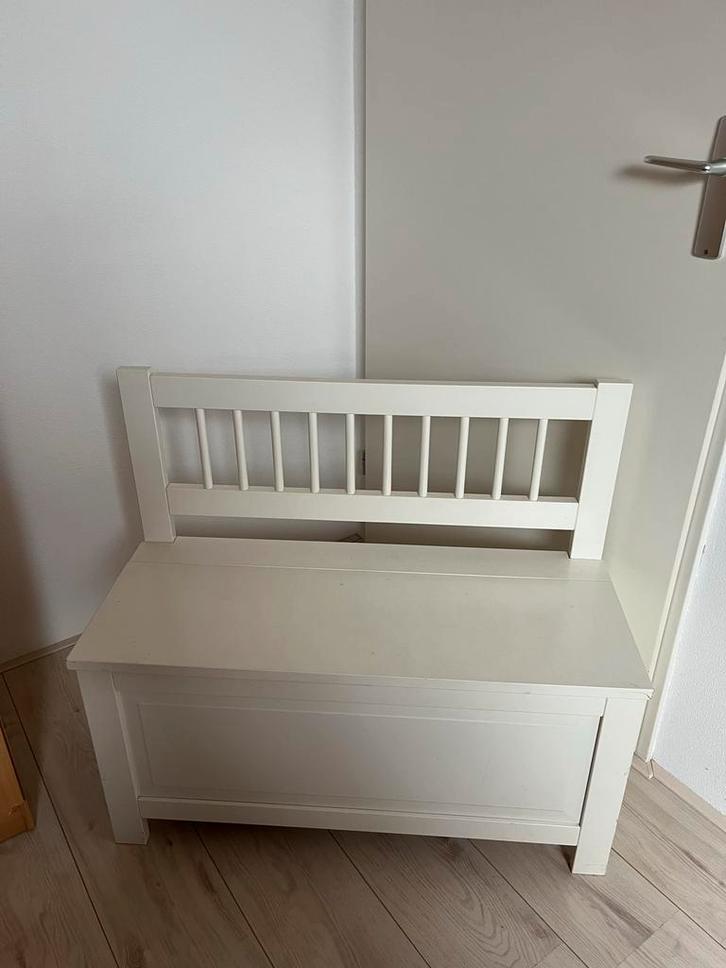 Witte IKEA klepbank met opbergruimte, Huis en Inrichting, Stoelen, Gebruikt, Eén, Hout, Wit, Ophalen