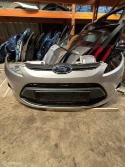 Voorbumper Ford Fiesta VI ('08-'17), Auto-onderdelen, Carrosserie en Plaatwerk, Bumper, Ford, Voor, Gebruikt, Ophalen of Verzenden