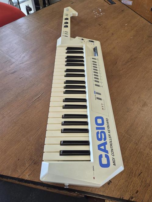 Casio midi controller keyboard - Model AZ-1 - Ongetest, Muziek en Instrumenten, Midi-apparatuur, Gebruikt, Ophalen of Verzenden