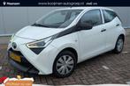 Toyota Aygo 1.0 VVT-i x-fun |Telefoonbediening op stuur| 4 S, Voorwielaandrijving, Stof, Gebruikt, Euro 6