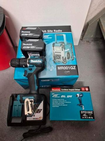 Makita set brushless boorschroef slagschroef slijper radio  beschikbaar voor biedingen