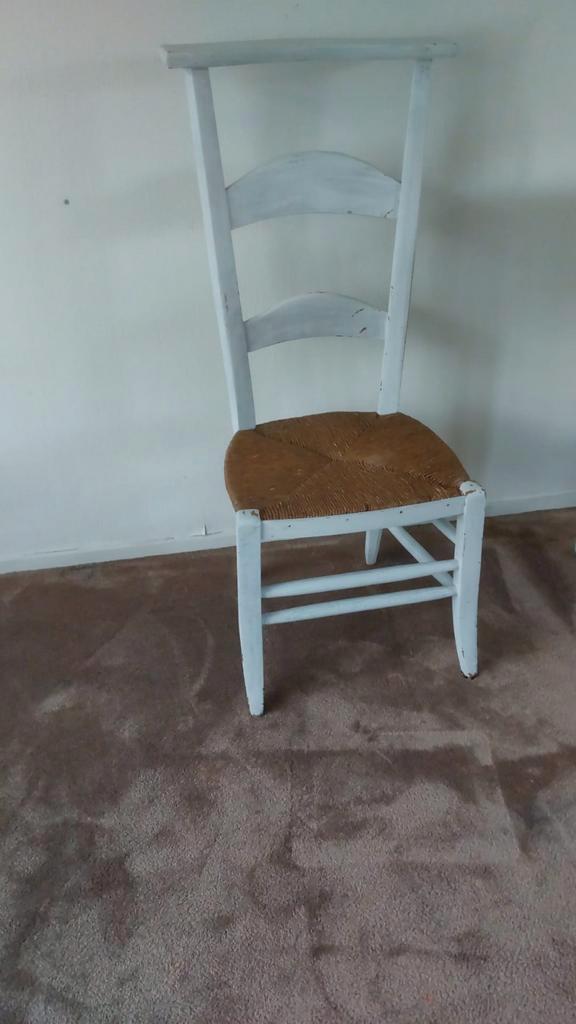 Wit bidstoeltje - vinted, Huis en Inrichting, Stoelen, Gebruikt, Eén, Wit, Ophalen