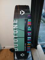 Duotone Jaime SLS 136cm 2022, Watersport en Boten, Kitesurfen, Ophalen, Gebruikt, Twintip, Kiteboard