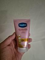 Vaseline Gluta Hya Lotion, Ophalen of Verzenden, Nieuw, Bodylotion, Crème of Olie