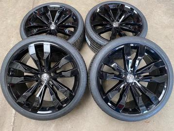 DIV 21 inch originele Suzuka velgen + zomerbanden VW Tiguan beschikbaar voor biedingen