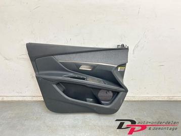 Portierbekleding 4Deurs links-voor van een Peugeot 5008 beschikbaar voor biedingen