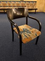 Partij stoelen met Egyptisch print, Ophalen, Hout, Gebruikt, Overige kleuren