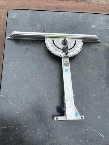 Festool hoekaanslag beschikbaar voor biedingen
