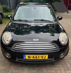 Mini Clubman 1.6 Cooper 2010 Zwart, Voorwielaandrijving, 4 cilinders, 4 stoelen, Stationwagon