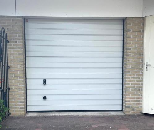 Hormann sectionale automatische  garagedeur, Doe-het-zelf en Verbouw, Deuren en Horren, Zo goed als nieuw, Garagedeur, 215 cm of meer