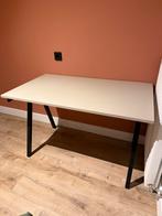 Bureau beige/zwart Ikea model Trotten, Ophalen, Zo goed als nieuw, Bureau