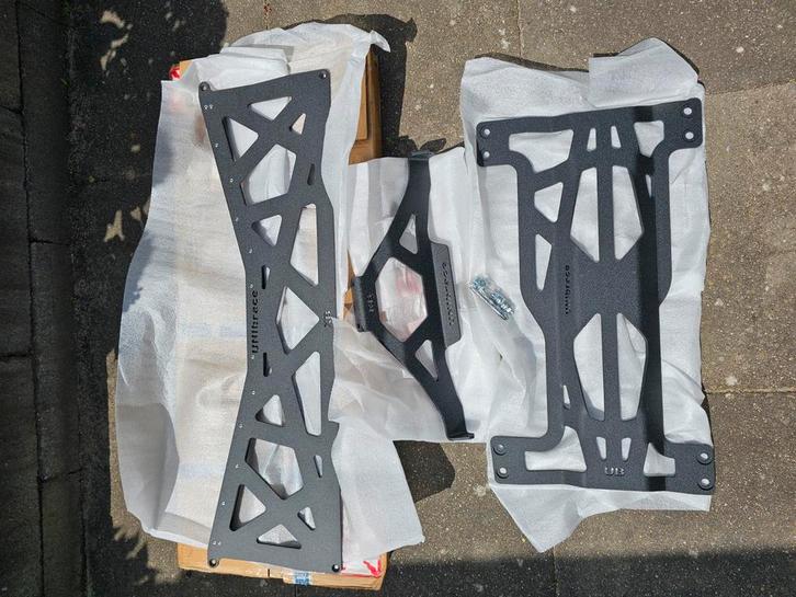 VW Golf  Audi A3 Seat Leon Cupra etc  Unibrace 3 delige set, Auto-onderdelen, Carrosserie en Plaatwerk, Deur, Audi, Seat, Voor