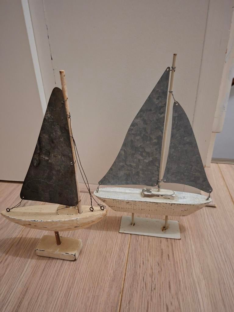 2 vet leuke zeilbootjes, Hobby en Vrije tijd, Modelbouw | Boten en Schepen, Ophalen of Verzenden