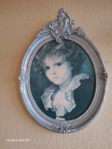 Vintage Ovale Lijst met Kinderportret beschikbaar voor biedingen