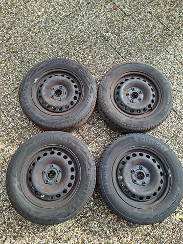 VW Golf Plus Banden op Stalen Velg 195/65 R15 beschikbaar voor biedingen