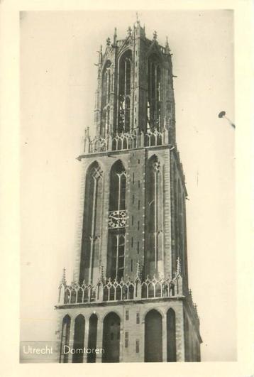 (388-468-021) Utrecht Domtoren beschikbaar voor biedingen