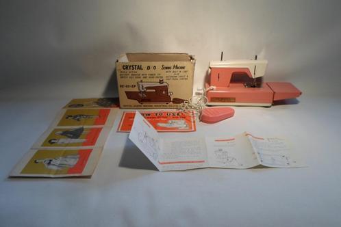 Crystal Sewing Machine Japan, Antiek en Kunst, Antiek | Speelgoed, Ophalen of Verzenden