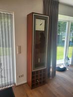 Staande klok met wijnrek, Huis en Inrichting, Woonaccessoires | Klokken, Ophalen, Gebruikt, Analoog, Staande klok