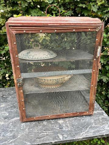  brocante metalen franse vliegenkast kaaskast beschikbaar voor biedingen