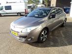 Renault Mégane 1.4 TCe Bose Pano dak, Auto's, Voorwielaandrijving, Euro 5, Stof, Gebruikt