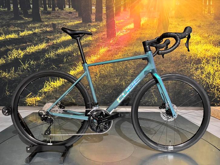 Cube Attain SLX 2026 aluminium racefiets met Shimano 105, Fietsen en Brommers, Fietsen | Racefietsen, Zo goed als nieuw, Overige merken