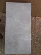 PVC tegels licht grijs, Ophalen, 40 tot 60 cm, Zo goed als nieuw, 10 m² of meer