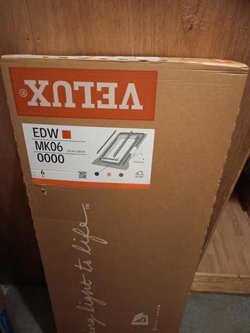 Nieuwe Velux gootstukken, 78x118cm EDW MK06 beschikbaar voor biedingen