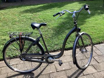 Bijna nieuwe fiets met lage instap beschikbaar voor biedingen