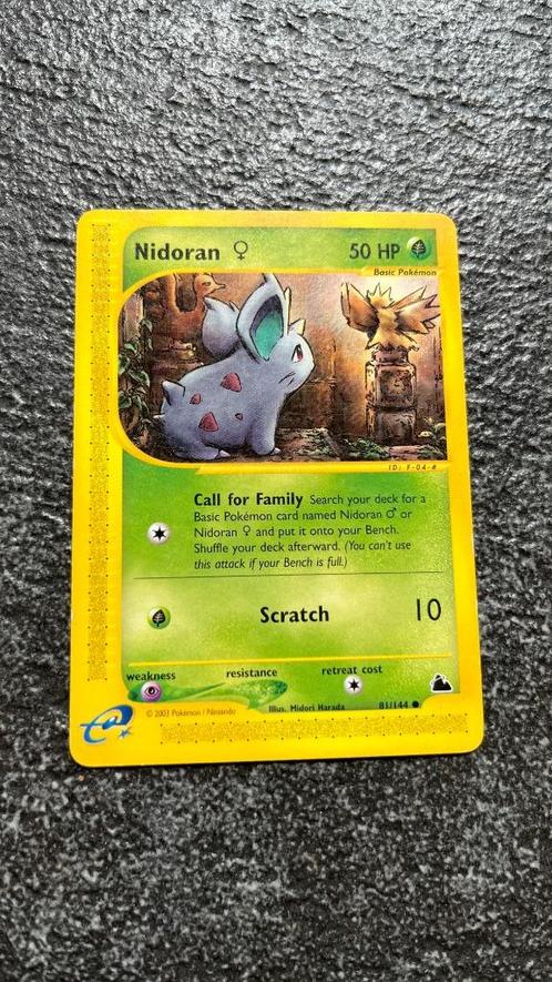 Nidoran Female - Pokemon Skyridge, Hobby en Vrije tijd, Verzamelkaartspellen | Pokémon, Zo goed als nieuw, Losse kaart, Verzenden