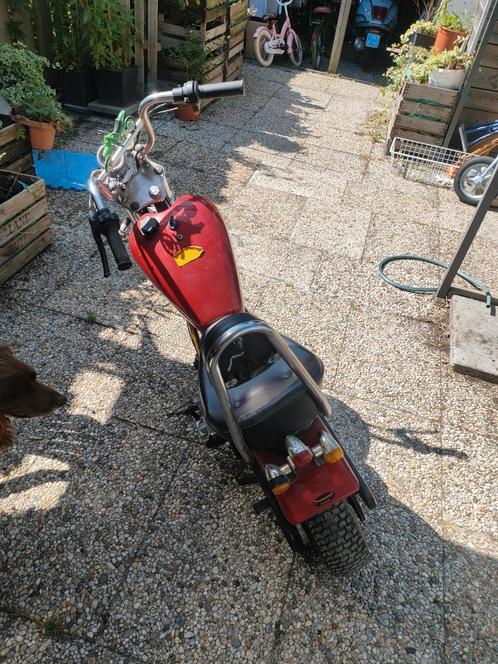 Chopper met grasmaaier motor aandrijving, Tuin en Terras, Grasmaaiers, Zo goed als nieuw, Cirkelmaaier, Ophalen of Verzenden