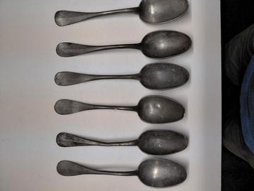 antieke tinnen lepels beschikbaar voor biedingen