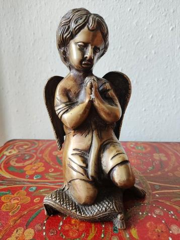 Prachtig zwaar bronzen/messing beeld van een engel  beschikbaar voor biedingen