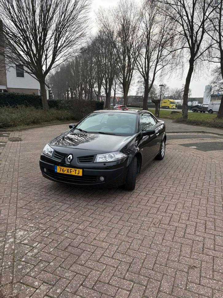 Renault Mégane 1.6 16V Cabrio 2007 Zwart, Auto's, Renault, Particulier, Mégane, Airbags, Airconditioning, Elektrische ramen, Lederen bekleding