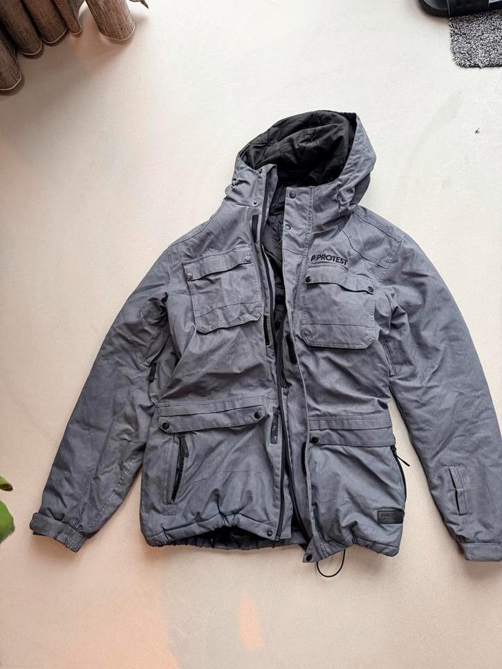 Protest Snowboardjas - XL, Kleding | Heren, Wintersportkleding, Zo goed als nieuw, Jack, Maat 56/58 (XL), Ophalen of Verzenden